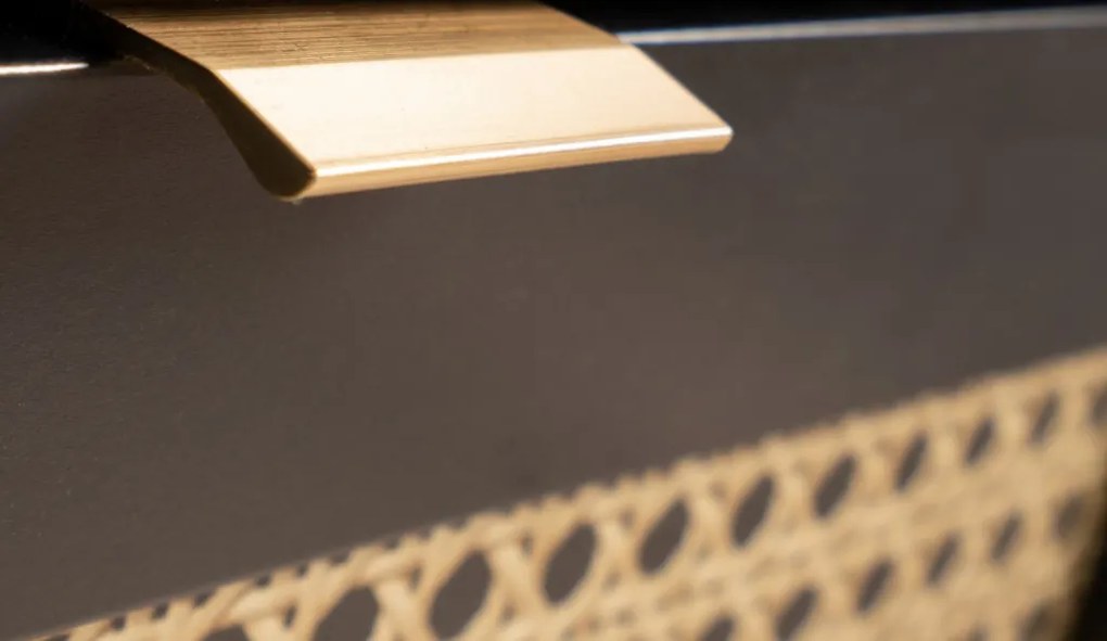 Vysoká vitrína Vienna, čierna/výplet