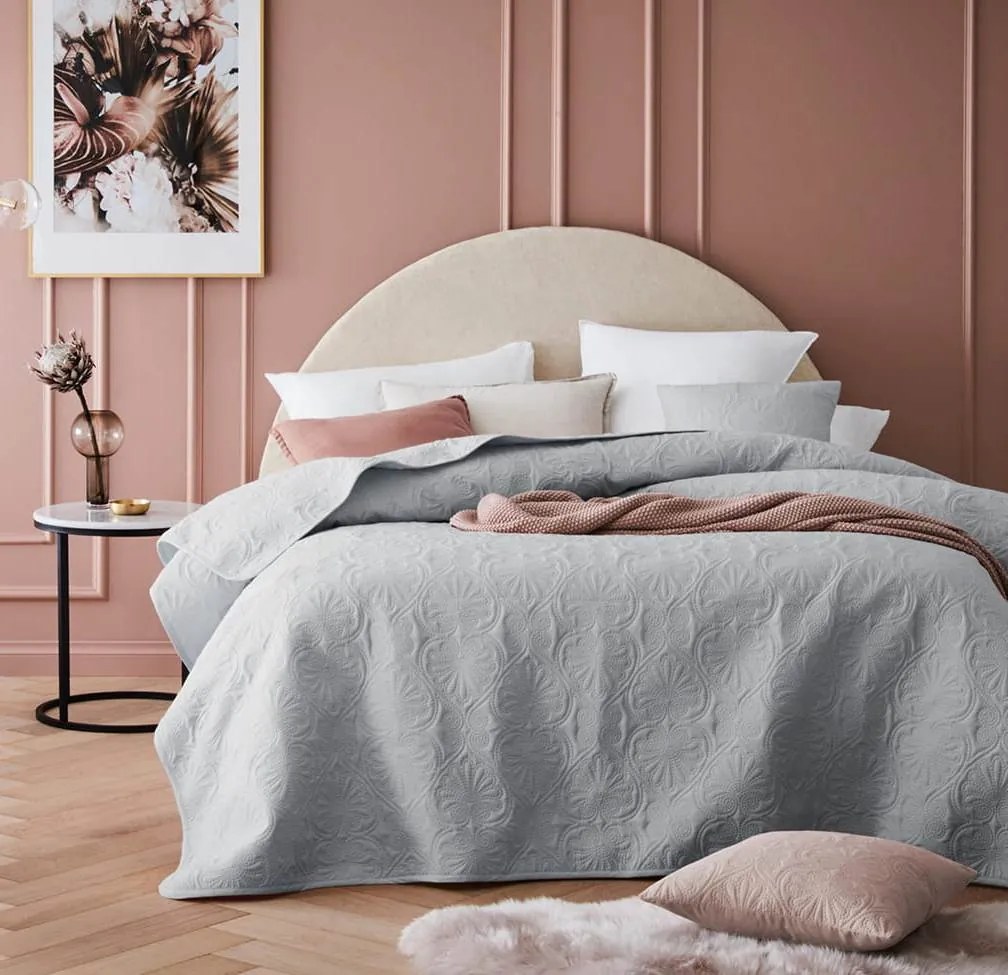 Room99 Prehoz na posteľ Prešívaný LEILA Farba: Krémová, Veľkosť: 170 x 210 cm