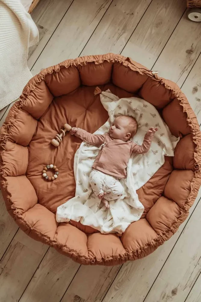 Play&Go Bloom Detské hniezdo Tawny Brown
