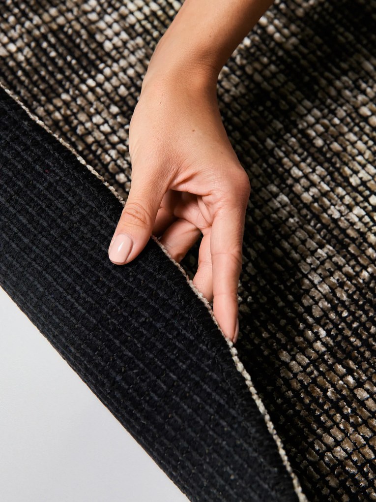 ELLE Decoration, Kusový koberec Brilliance Prisma 106312 Beige z kolekcie Elle kruh, 200x200 (priemer) kruh, hnedá, obývacia izba