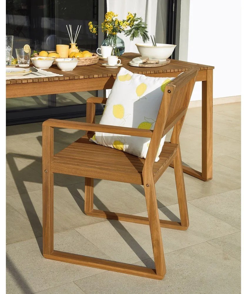 Záhradná stolička z akáciového dreva Kave Home Emili