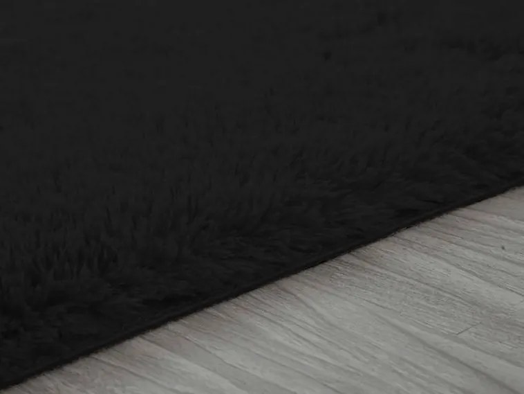 TZ Čierny obdĺžnikový shaggy koberec Lana Rozmer: 100x150