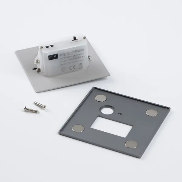 LED schodiskové svietidlo s pohybovým senzorom LED/1,5W/230V 3000/4000/6000K strieborné