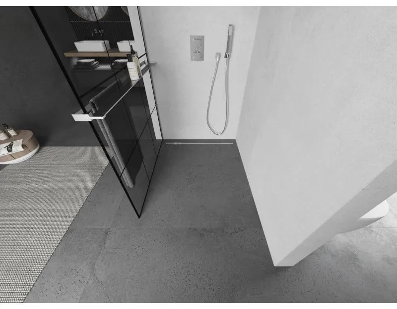 Mexen Kioto+ L, sprchová zástena Walk-In s poličkou a vešiakom 110 x 200 cm, 8mm číre sklo čierny vzor, chrómový profil, 800-110-123-01-77