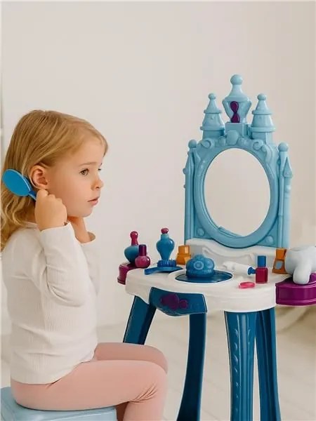 Detský toaletný stolík ľadový svet so svetlom, hudbou a stoličkou BABY MIX