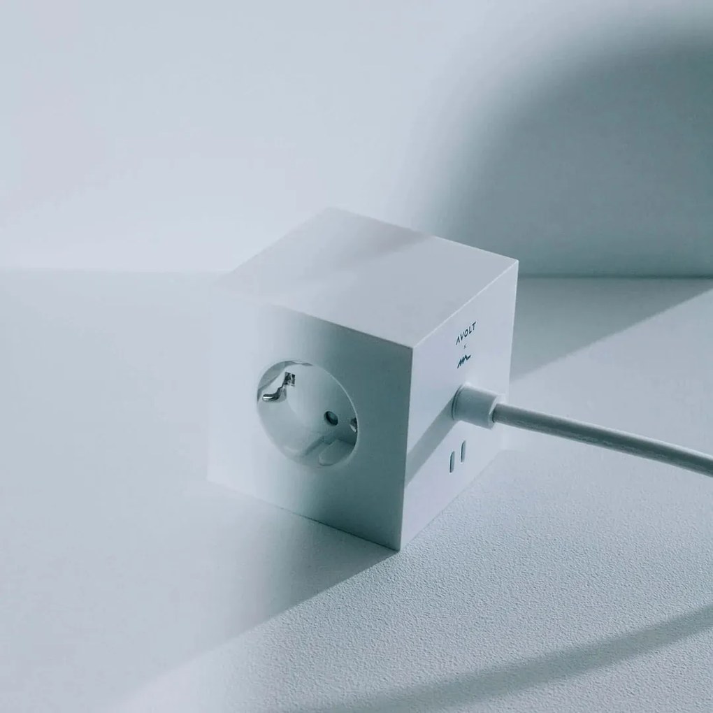 AVOLT Magnetická dobíjacia kocka Square 1 / USB-C Opal White