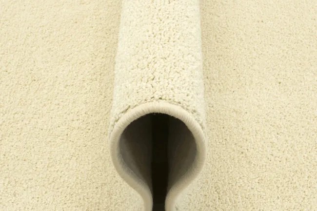 Protišmykový koberec Carousel 70 NSF krémový