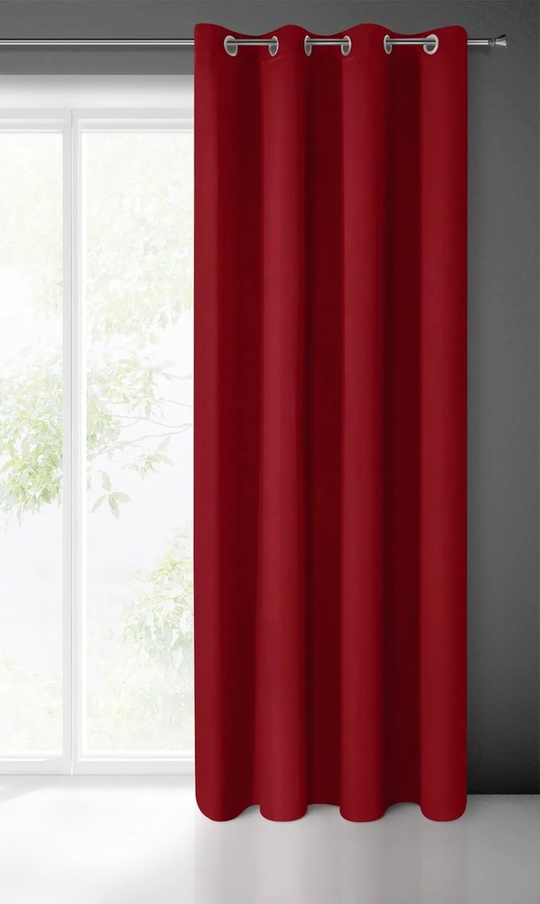 ZATEMŇOVACÍ ZÁVES NA KRÚŽKOCH BLACKOUT 135X250 CM ČERVENÁ