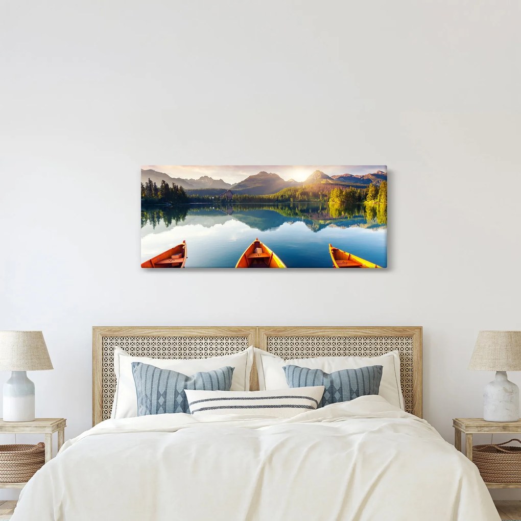 Obraz - Jazero s loďkami (120x50 cm)