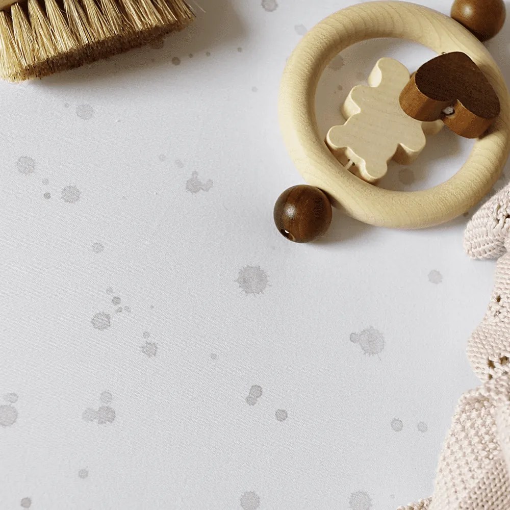 Hniezdo pre bábätko ružové fľaky