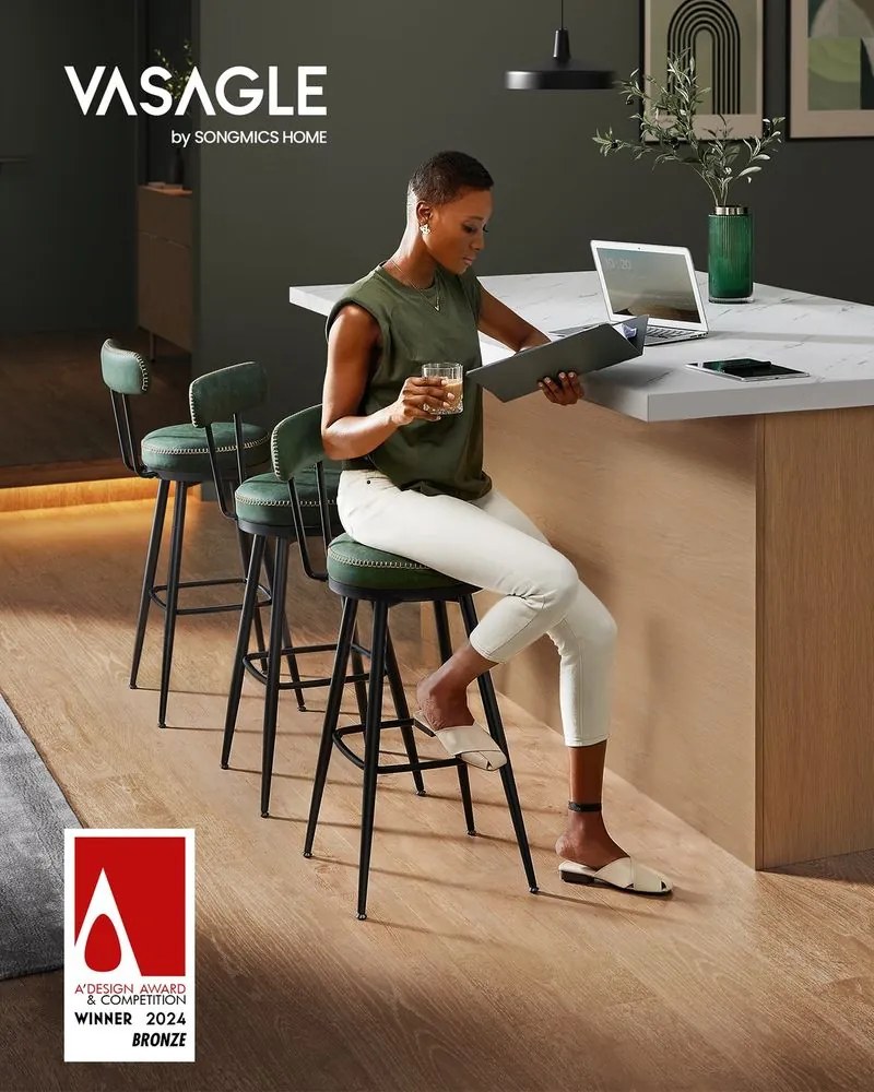 VASAGLE EKHO Collection - Sada 2 barových stoličiek s otočným operadlom LBC889 Farba: čierna