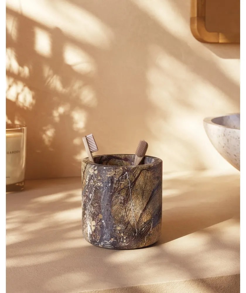 Mramorový téglik na zubné kefky v prírodnej farbe Spalsh – Kave Home