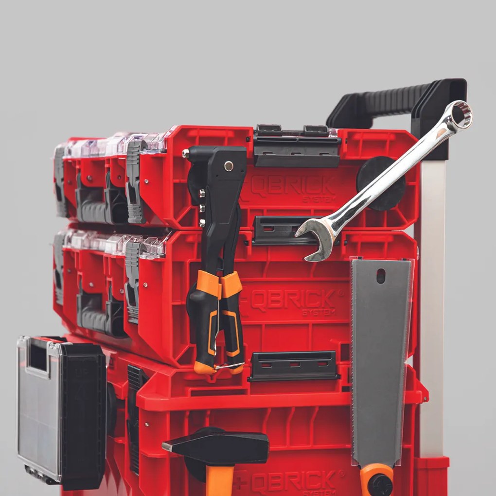 Vozík na náradie Qbrick System PRO Set 2 s magnetickou sadou