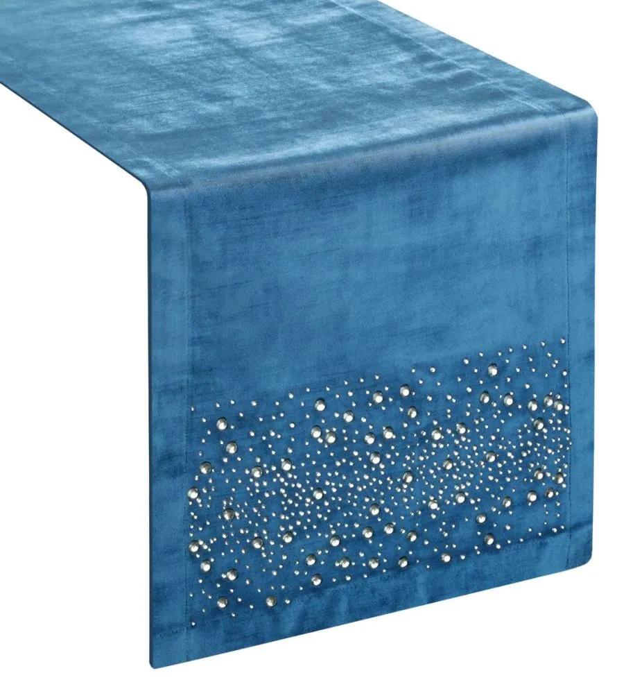 Luxsný zamatový stredový obrus v modrej farbe s perličkami
