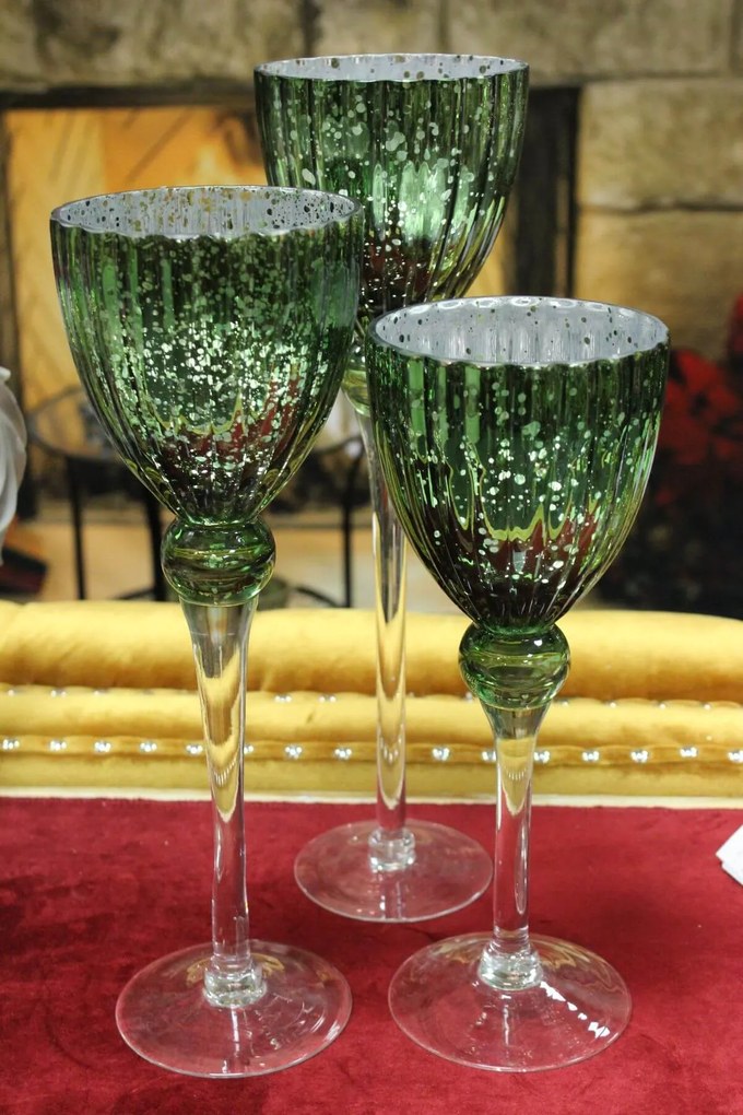 Zelené sklenené svietniky na stopke 3-set