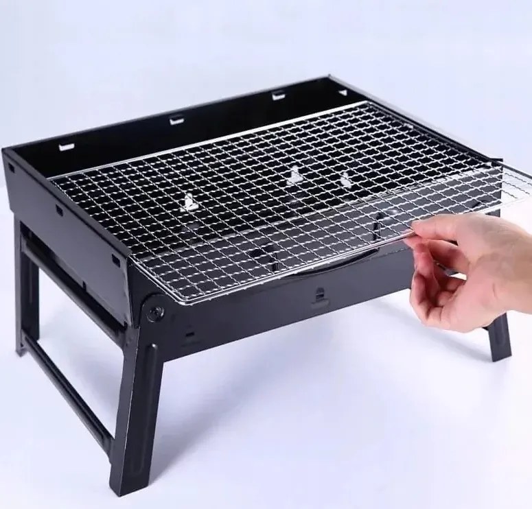 Zaparkorun Cestovný prenosný skladací gril na drevené uhlie Grillbox