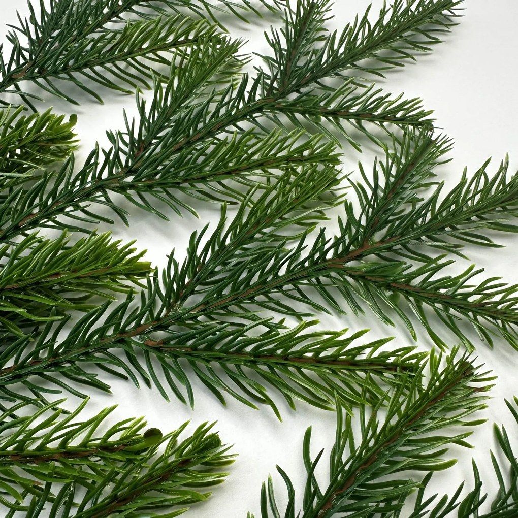 Smrek Beskydský 100% 3D- 225cm