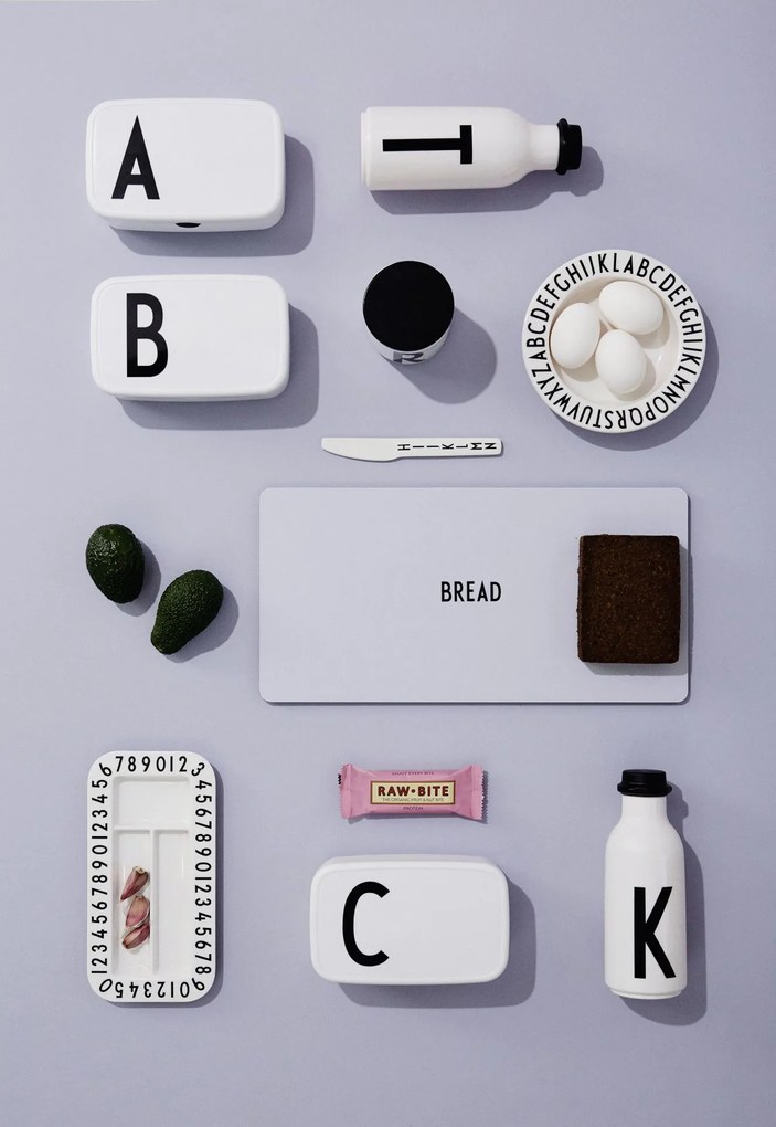 DESIGN LETTERS Fľaša na vodu Letters 500 ml I
