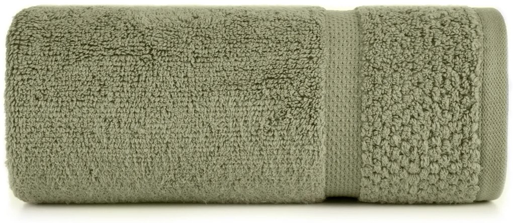 BAVLNENÝ UTERÁK VILIA 50X90 CM ZELENÁ