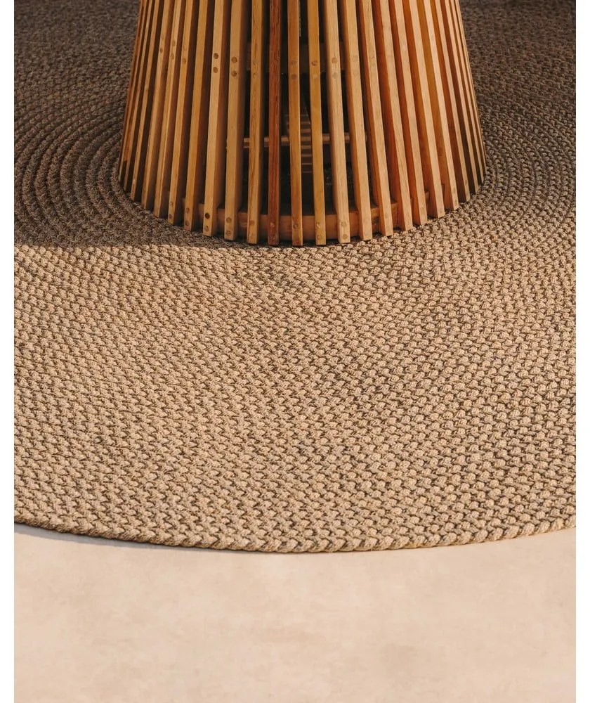 Béžový okrúhly vonkajší koberec z recyklovaných vlákien ø 200 cm Despas – Kave Home