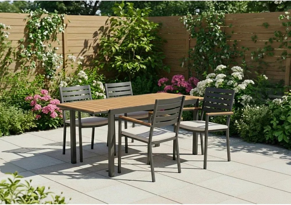 Antracitové kovové záhradné stoličky v súprave 4 ks Henna – Bizzotto