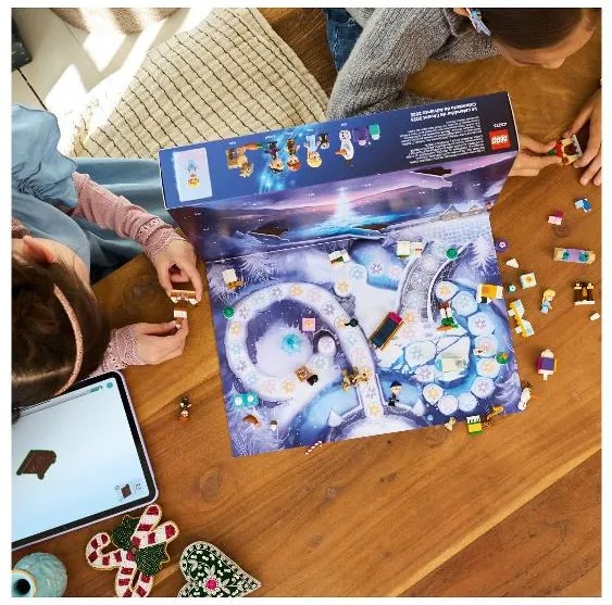 Lego 43273 Disney Adventný kalendár  (100396792)
