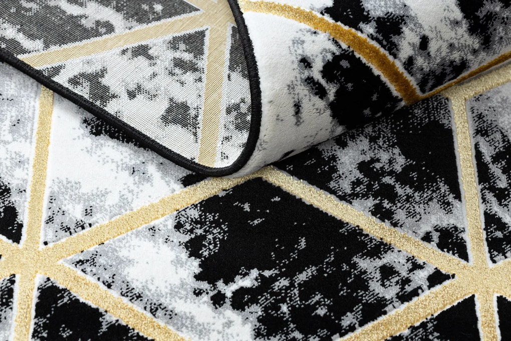 Koberec, Behúň GLOSS moderný 409A 82 Kocky art deco čierno / sivo / zlatý