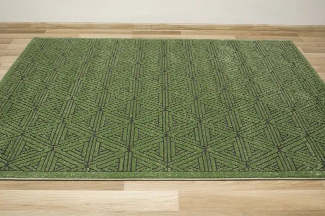 Koberec Teno F0336 fľaškovo zelený, geometrický / trojuholníky