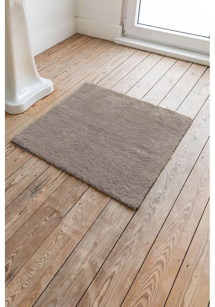 Hnedá bavlnená kúpeľňová predložka Tiseco Home Studio Luca, 60 x 60 cm