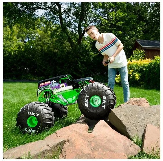 Moni Terénne vozidlo na diaľkové ovládanie Mega Grave Digger  (100396357)