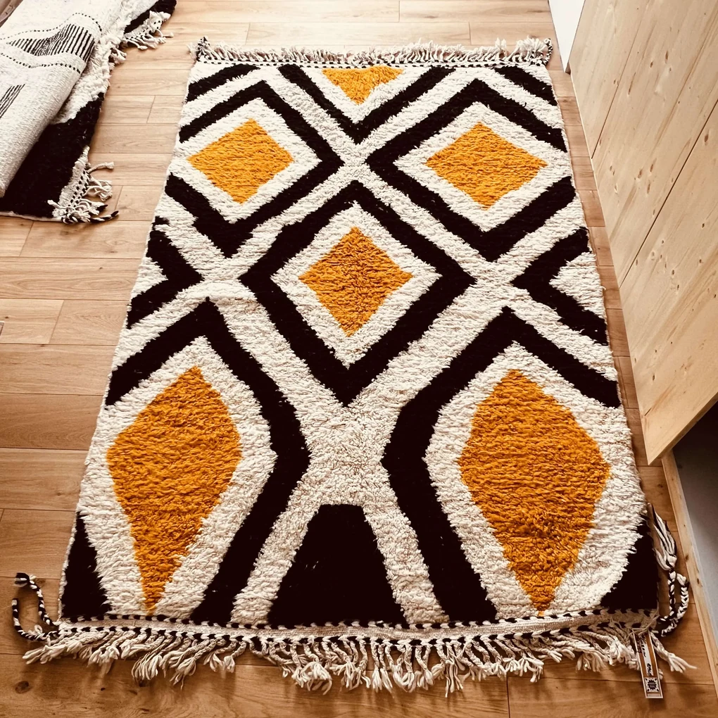 Orientálny farebný koberec Beni Ourain BN 230153