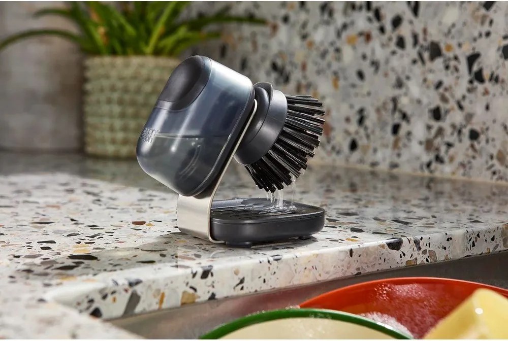 Kefa na riad so zásobníkom SinkTech – Joseph Joseph