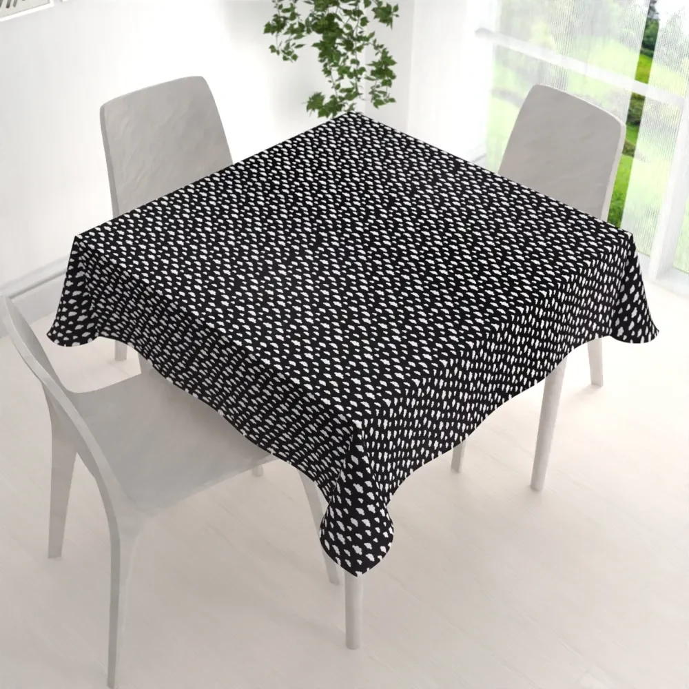 Biante Detský bavlnený štvorcový obrus Sandra SA-306 Biele obláčiky na čiernom 80x80 cm