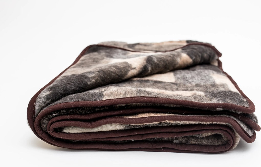 Deka z ovčej vlny 002