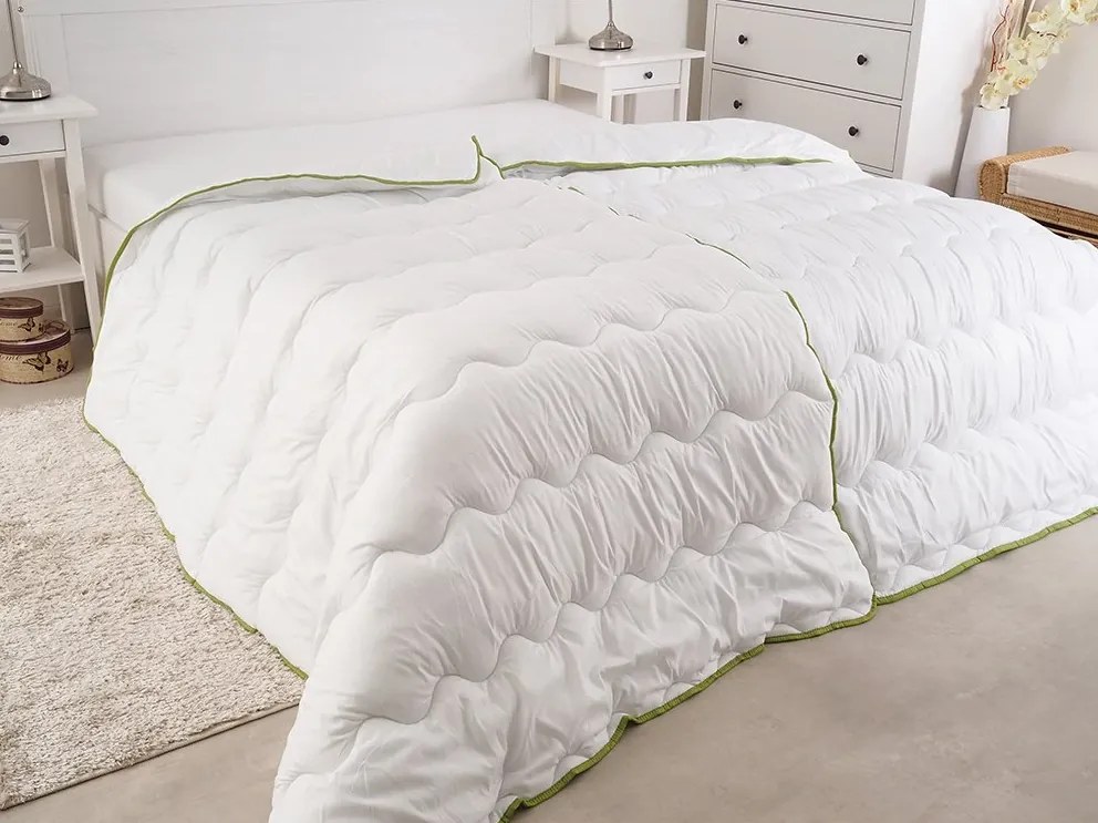 Celoročná prikrývka prešívaná 140x200 cm s vankúšom STELLA ALOE VERA 70x90 cm, biela