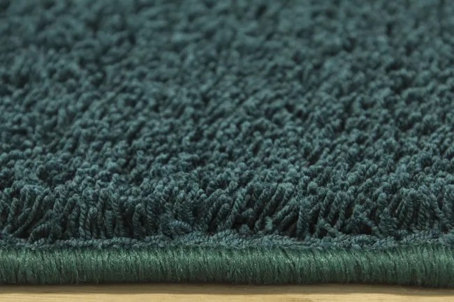Metrážny koberec Phuket 40 shaggy zelený
