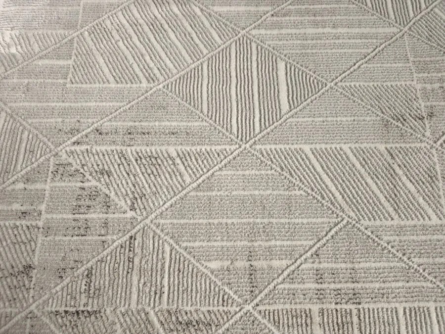 DC Koberec Oman 618 tmavá vizion zlatá Rozmer: 60×100 cm