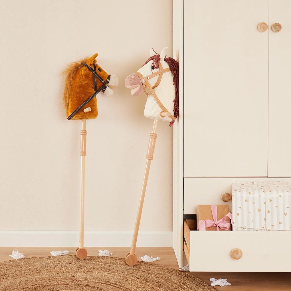 Bieco - Hobby Horsing na tyči - koník Ginger