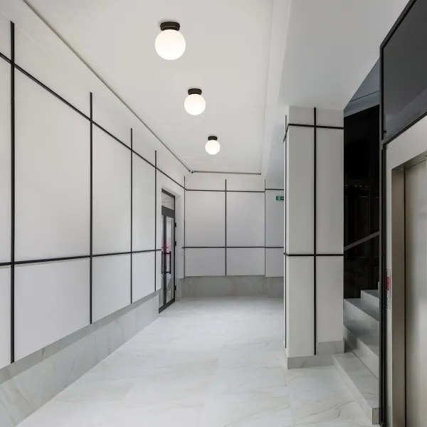 Stropné svietidlo MOONLIGHT 1xE27/15W/230V pr. 16 cm čierne