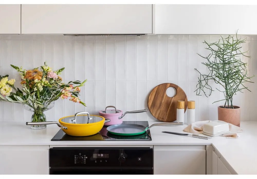 Wok panvica s pokrievkou/s keramickým povrchom ø 28 cm Meda 3.0 – FABINI