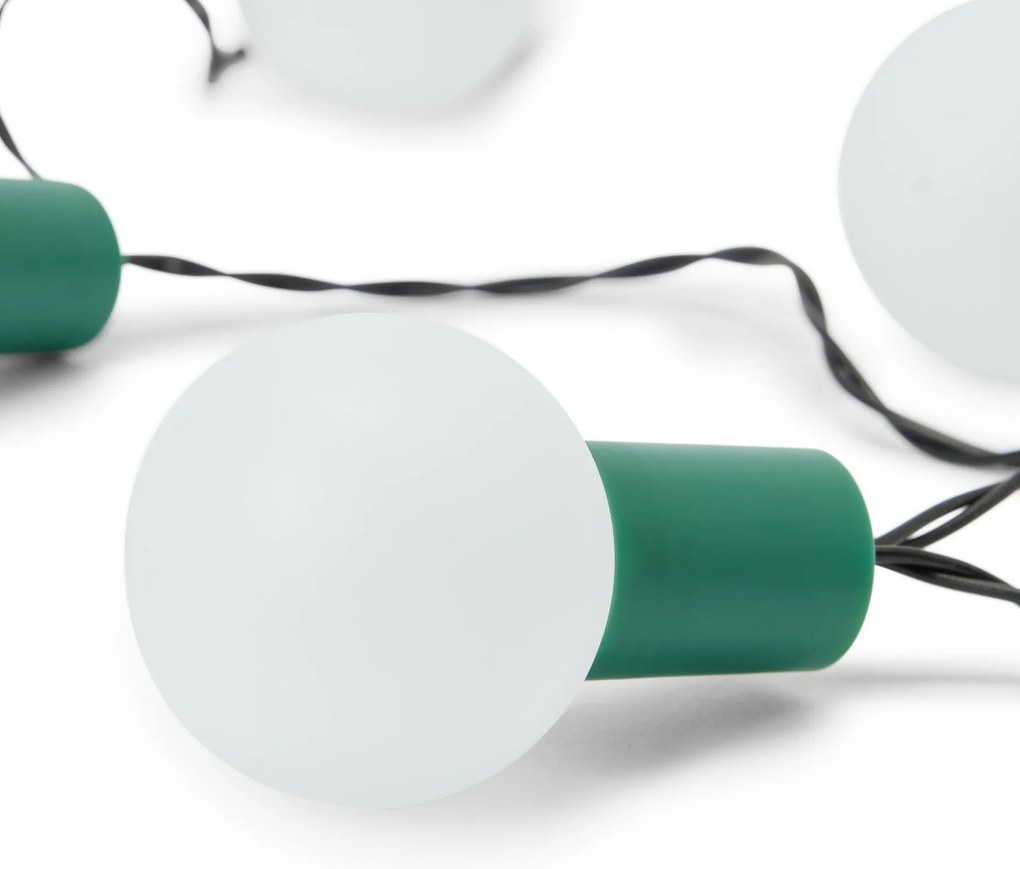 Svetelná reťaz s LED