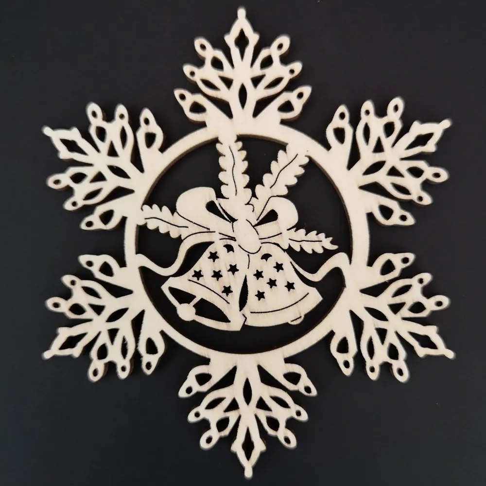 AMADEA Drevená ozdoba vločka so zvončekmi 9 cm