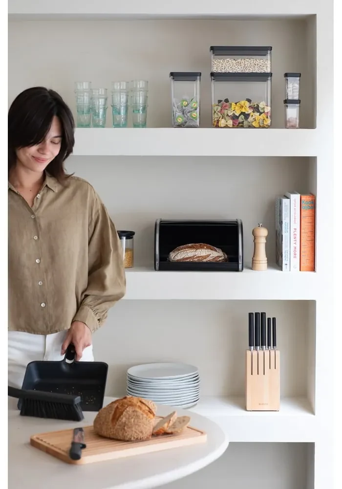 Oceľový chlebník Roll Top – Brabantia