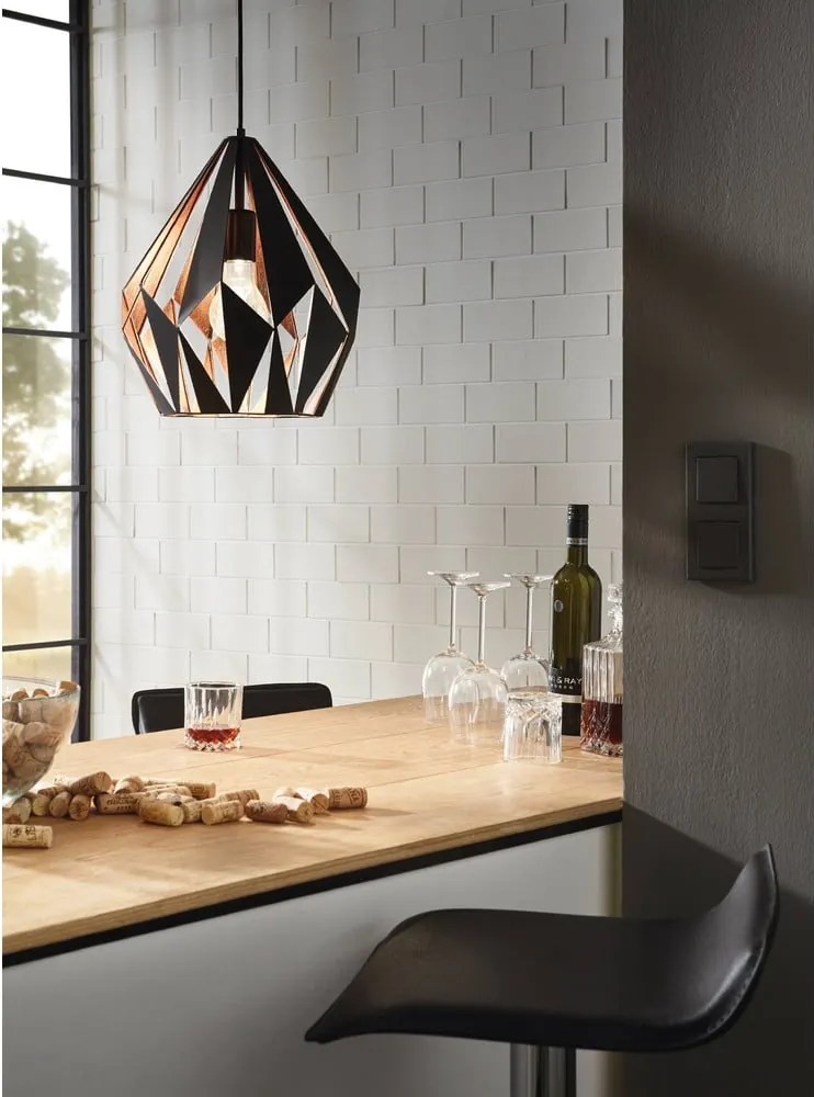 Čierne závesné svietidlo s kovovým tienidlom ø 31 cm CARLTON 1 – EGLO