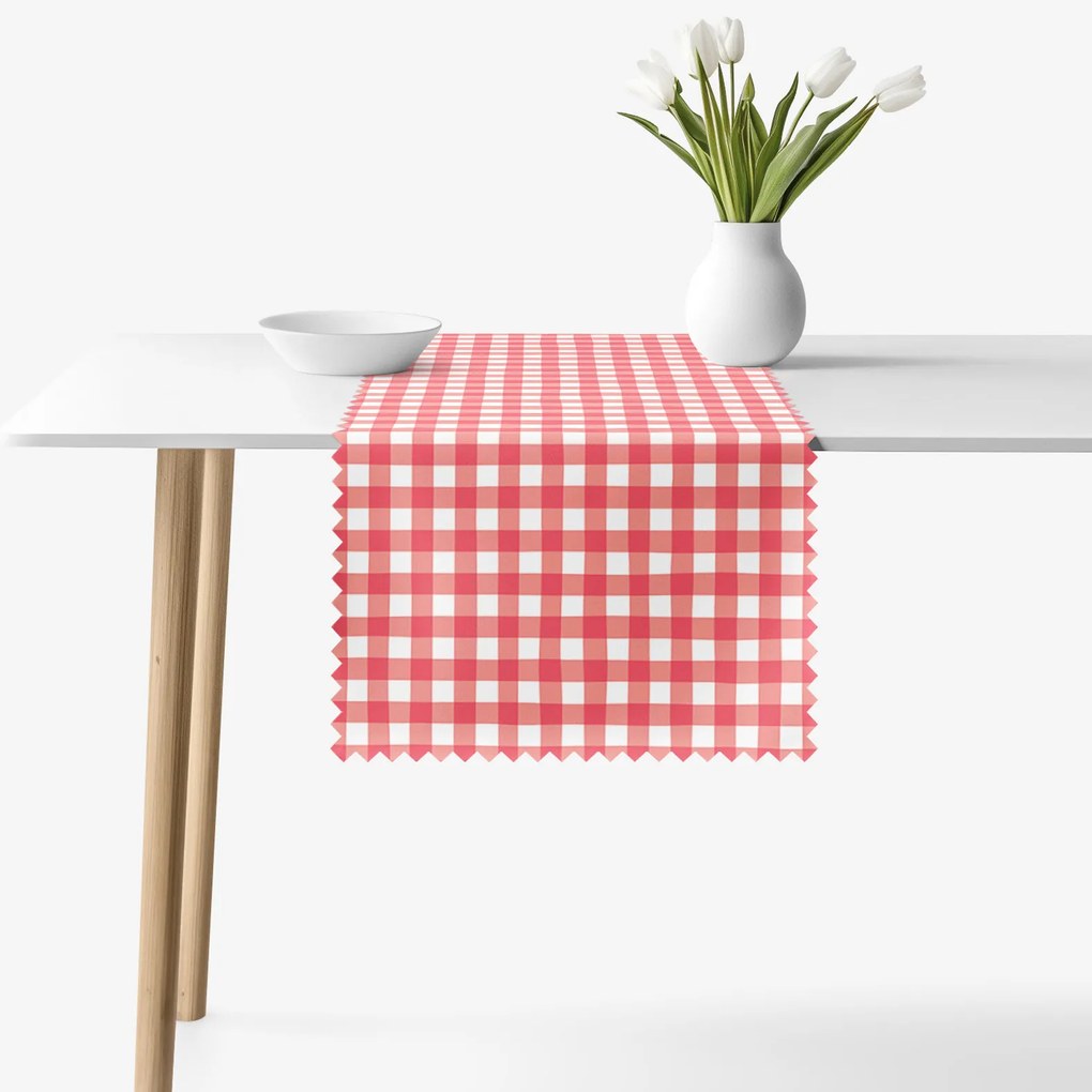 Goldea behúň na stôl teflónový - červené kocky 35x140 cm