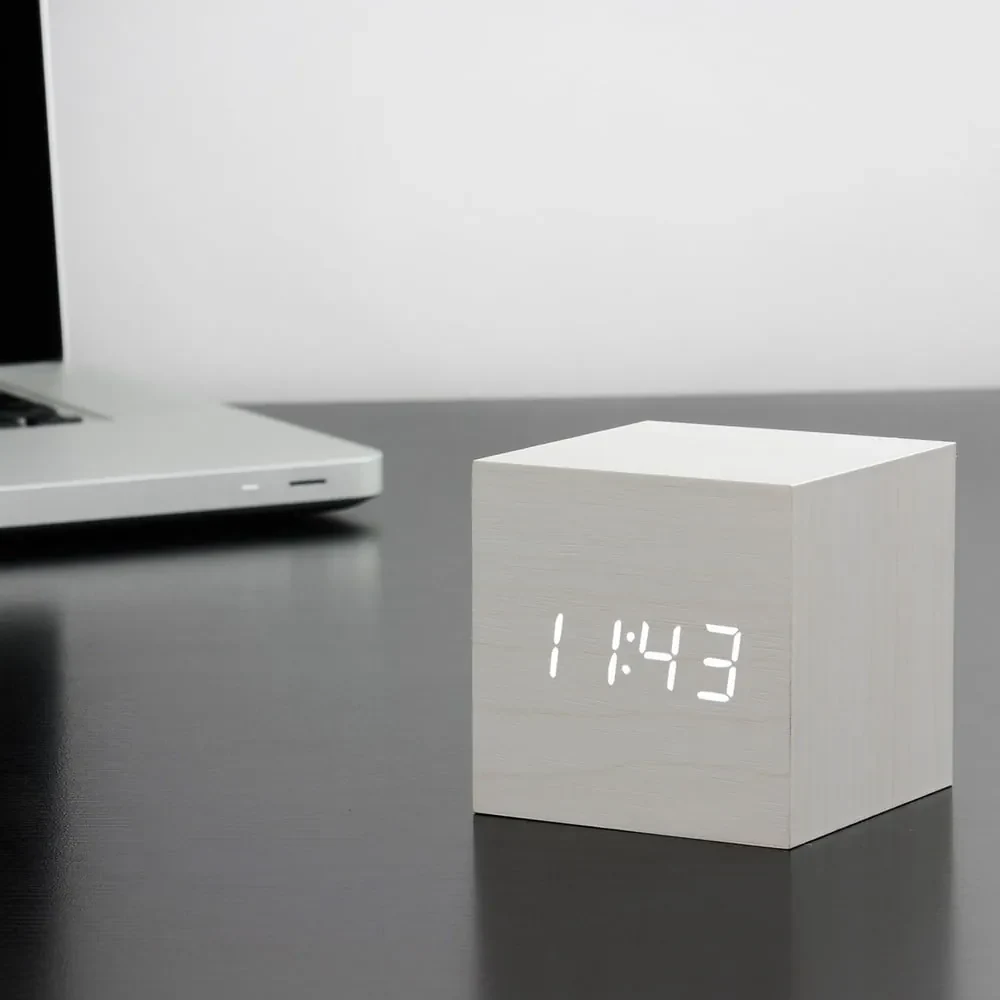 Digitálny budík Cube Click – Gingko