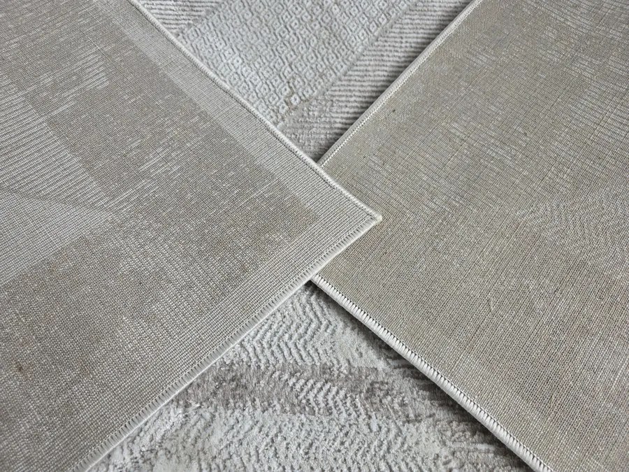 DC Koberec Oman 236 tmavá vizion zlatá Rozmer: 240×330 cm