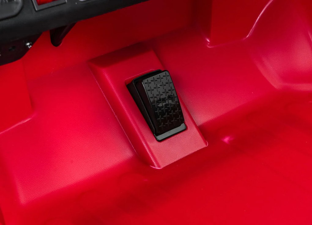 Ramiz Vozidlo RAM 3500 Červená