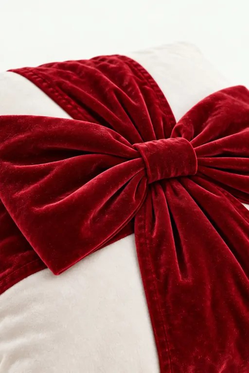 Obliečka na vankúš CHRISTMAS BOW biela 45x45 cm