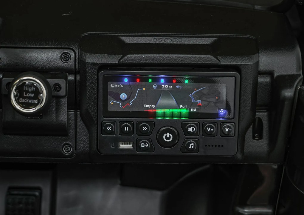 Ramiz Vozidlo RAM 3500 Čierna